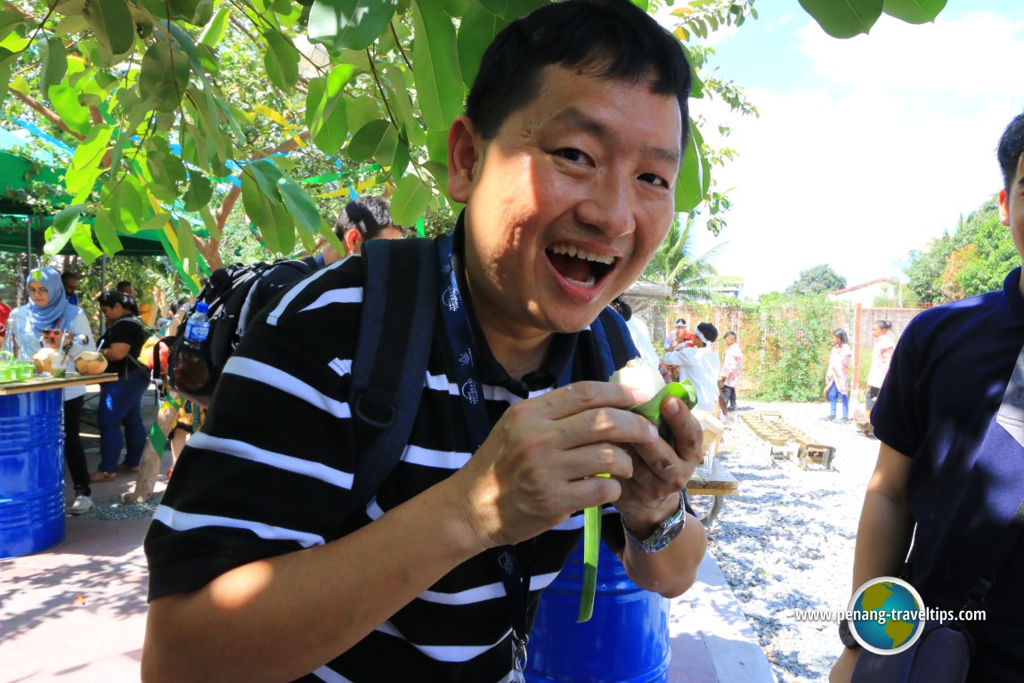 Timothy Tye eating Balut in the Philippines