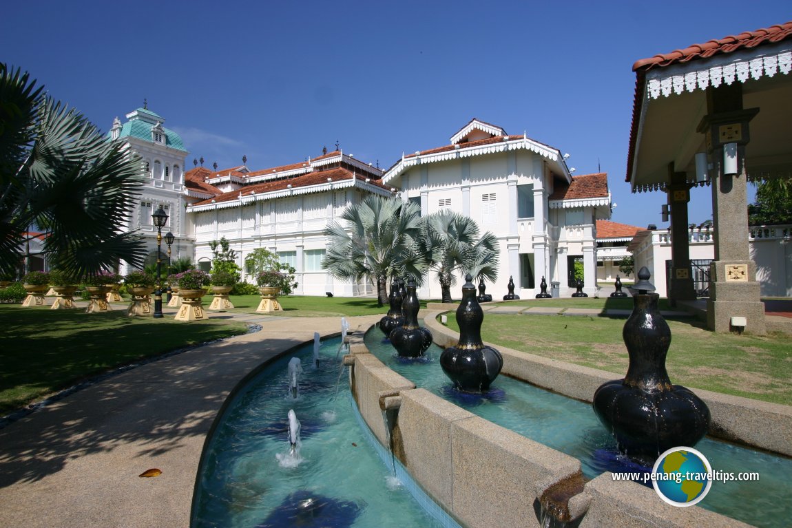 Air pancut labu sayong di Istana Ulu, Kuala Kangsar
