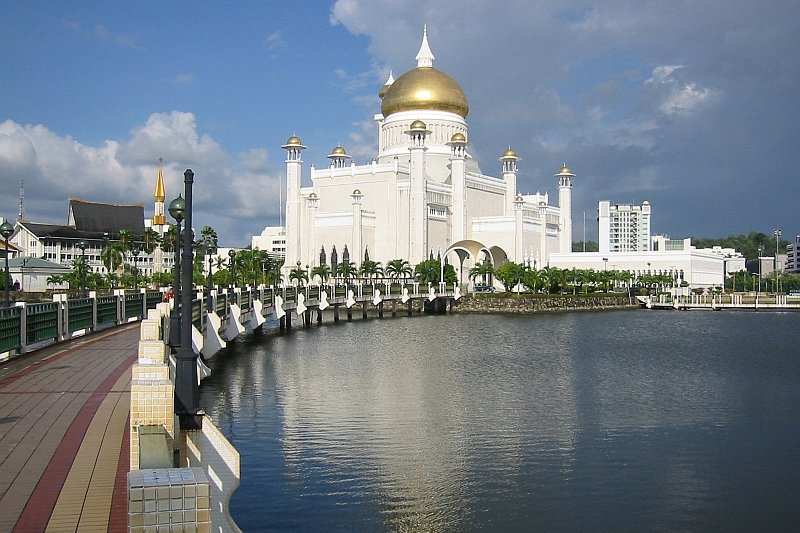 Omar Ali Saifuddin Mosque