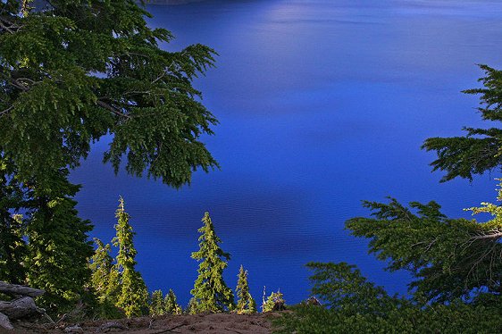 The famous blueness of Crater Lake