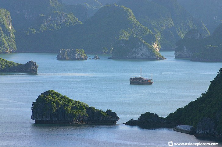 Titov Island, Halong Bay