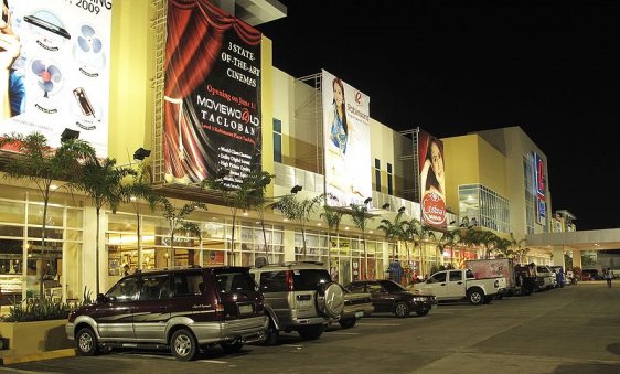 Robinson's Place Mall, Tacloban City, Leyte