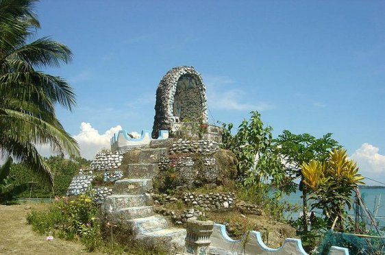 Shrine in Tarangan, Samar