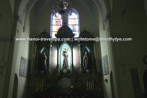 Altar inside Ham Long Church