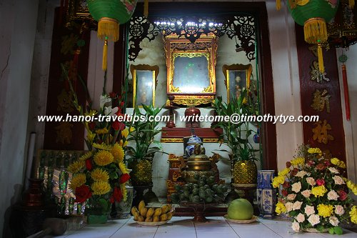 Co Luong Temple altar