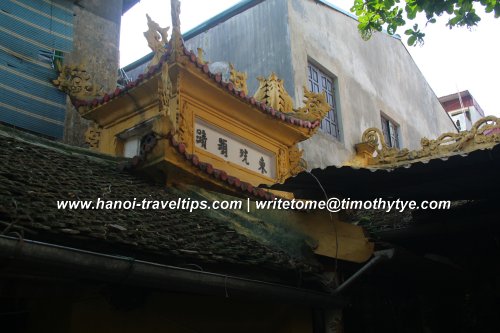 Elaborate roof of Co Luong Temple