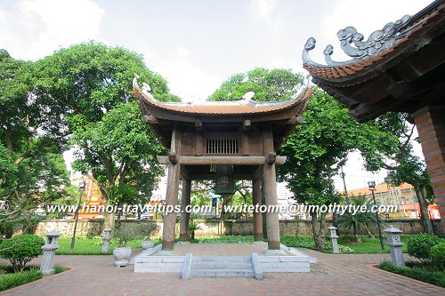 Bell Tower of the Temple of Literature