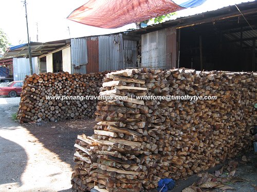 Charcoal maker, Jelutong
