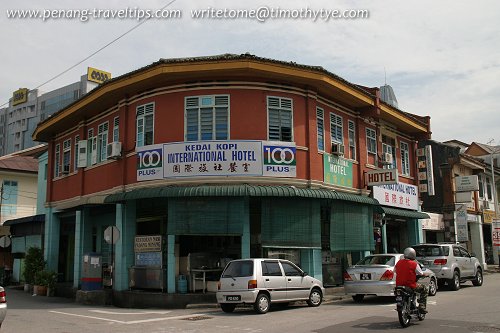 International Hotel, Transfer Road