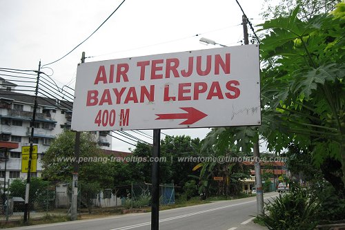 Sign to Bayan Lepas Waterfall