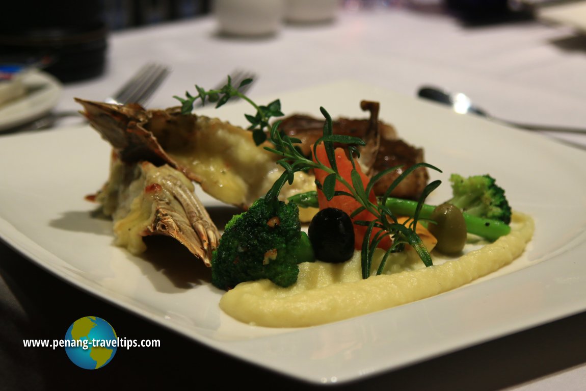 Flavours @ 3, The Light Hotel Penang