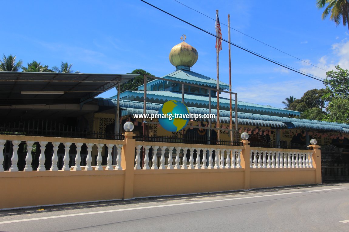 Masjid Kampung Terang, Balik Pulau