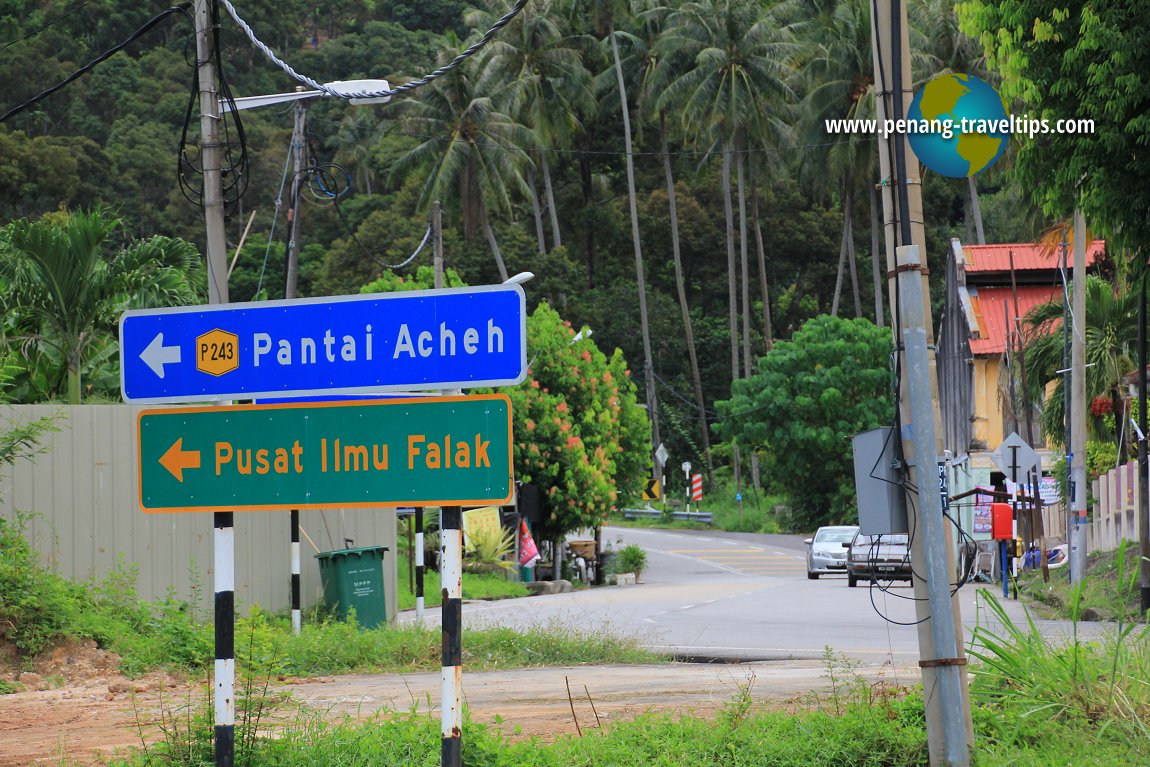 Pantai Acheh directional signboard