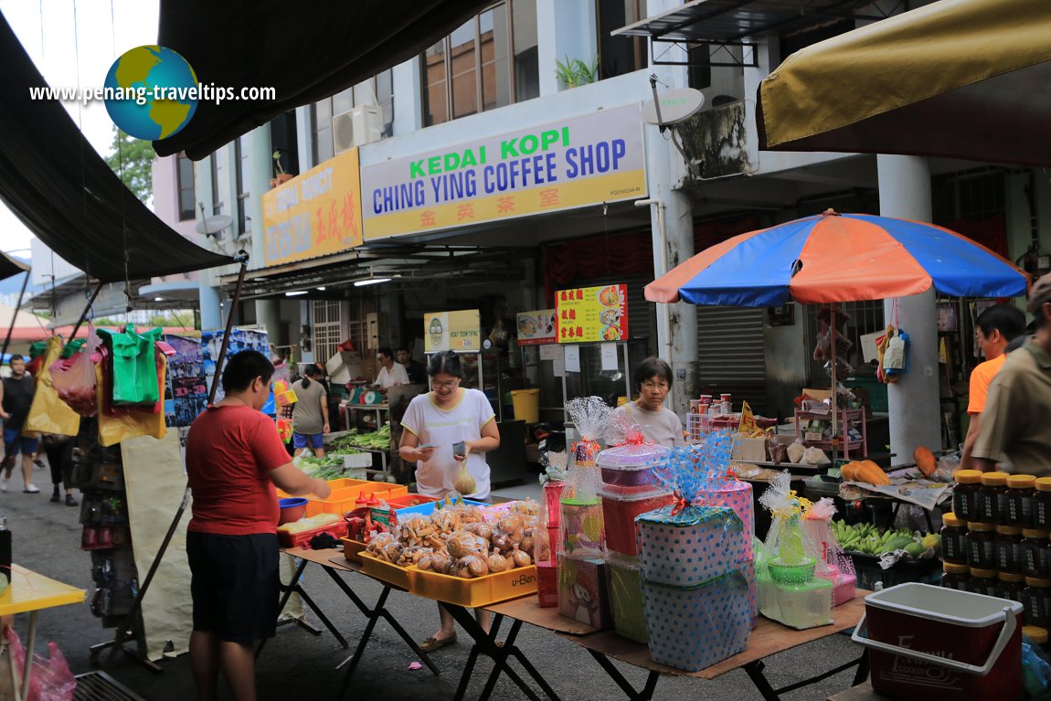 Sungai Ara Market