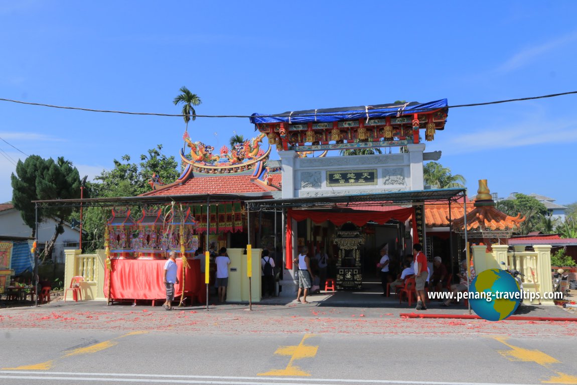 Thean Thay Tong Sum Poh Keong Temple, Teluk Air Tawar