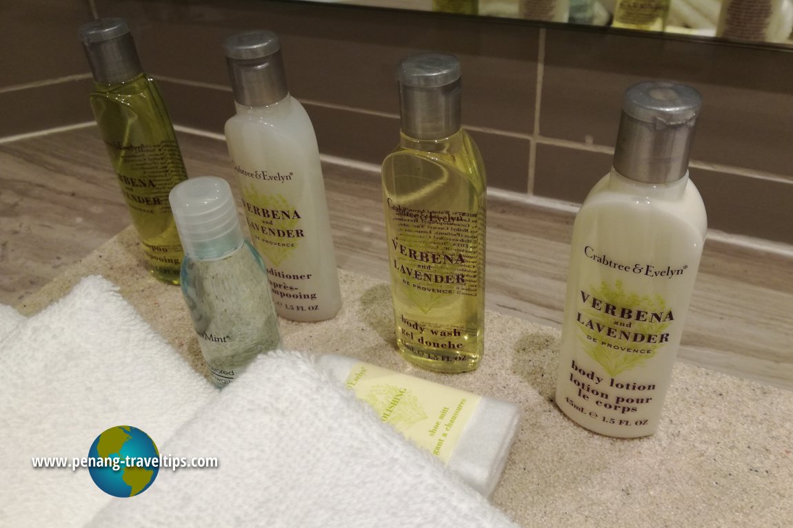 Crabtree & Evelyn toiletries in all Doubletree rooms