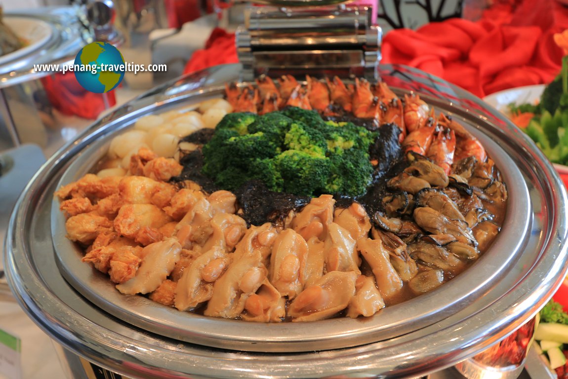 Eastin Hotel Penang's Chinese New Year Food Review