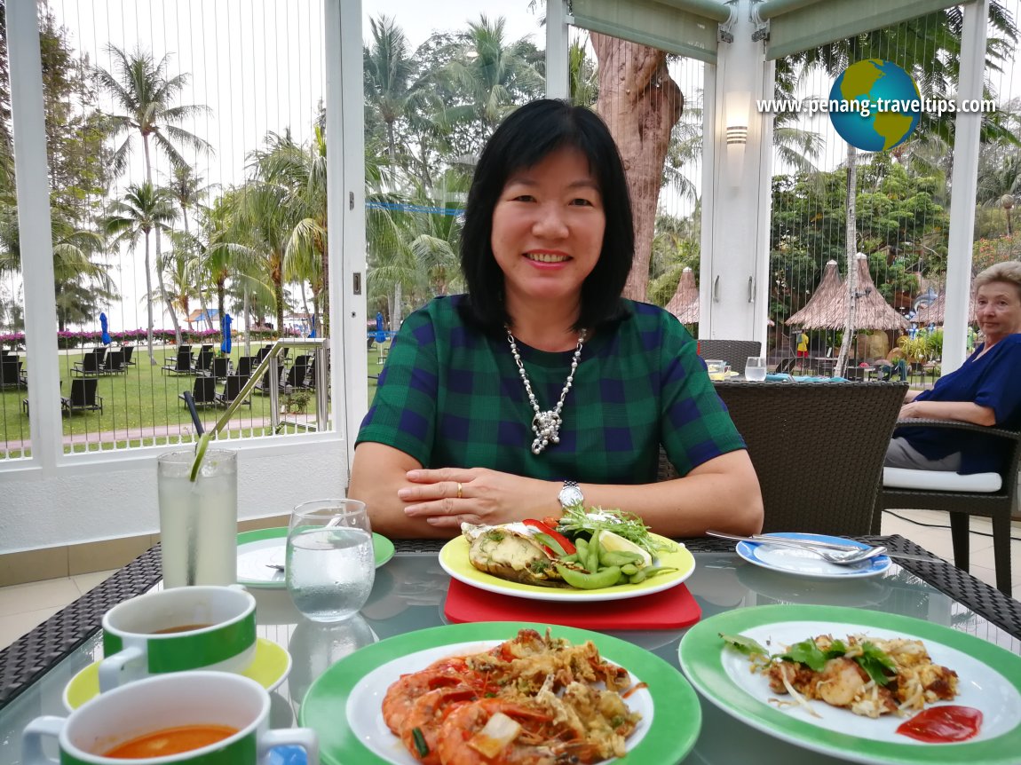 From The Ocean Buffet Dinner @ Golden Sands Resort