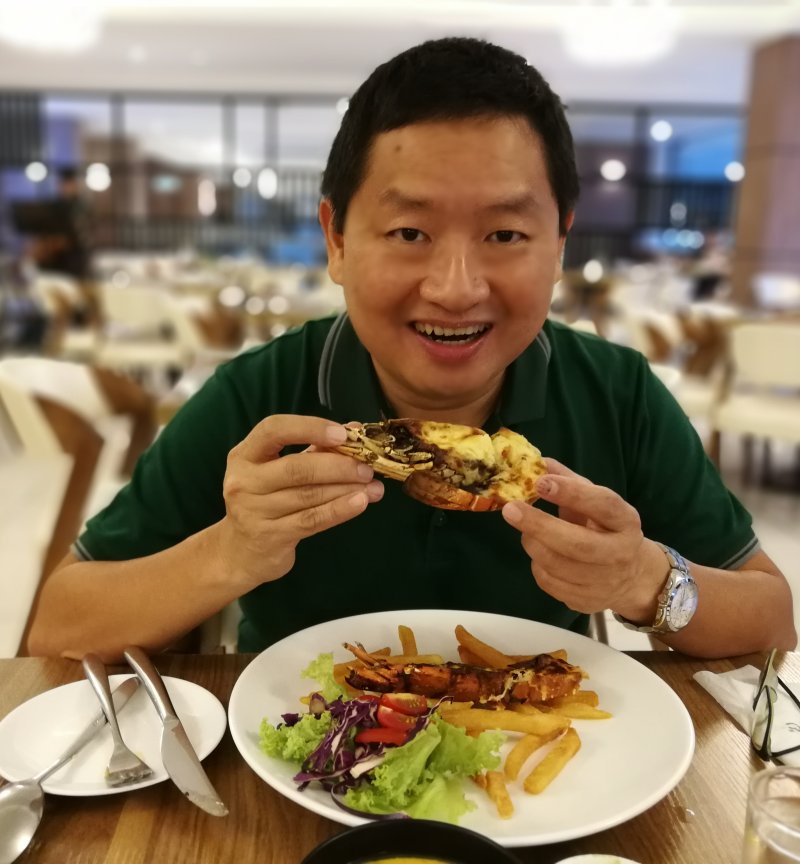 Iconic Hotel Penang's Seafood Buffet