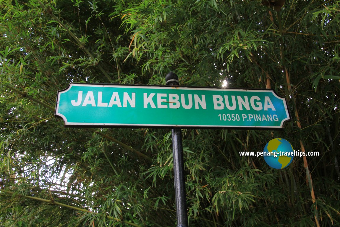 Jalan Kebun Bunga road sign