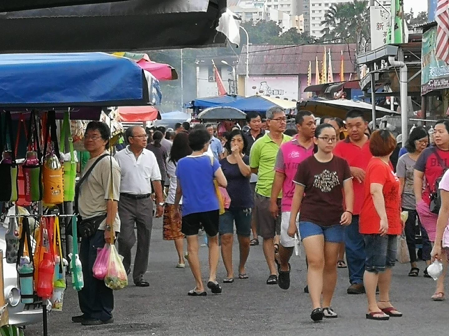 Jelutong Market on Saturday morning