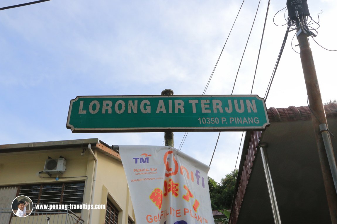 Lorong Air Terjun roadsign