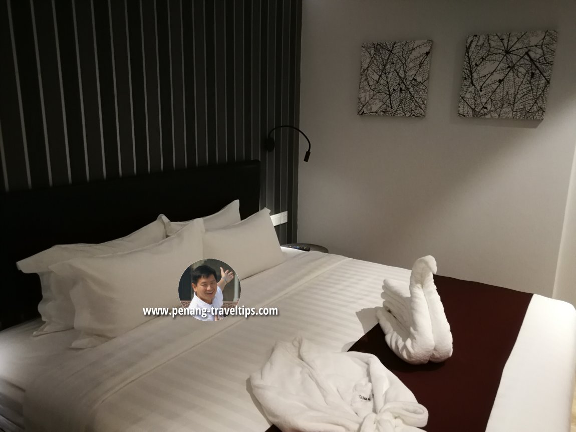Bedroom, Serene Suite, The Granite Luxury Hotel