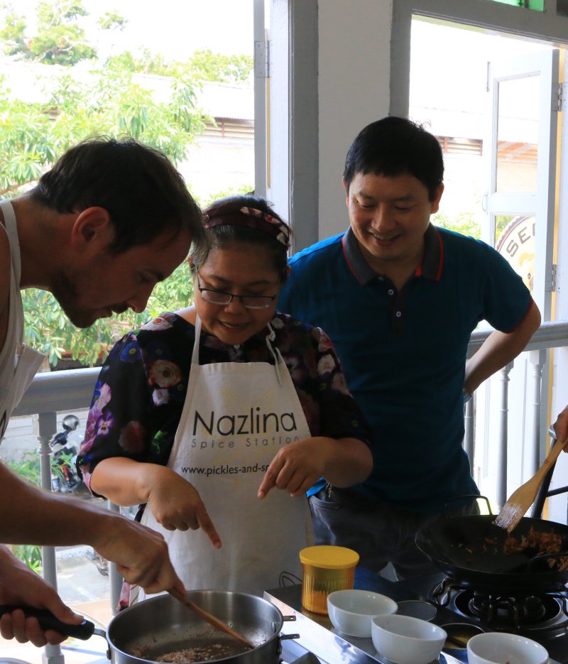 Nazlina Hussin's cooking class