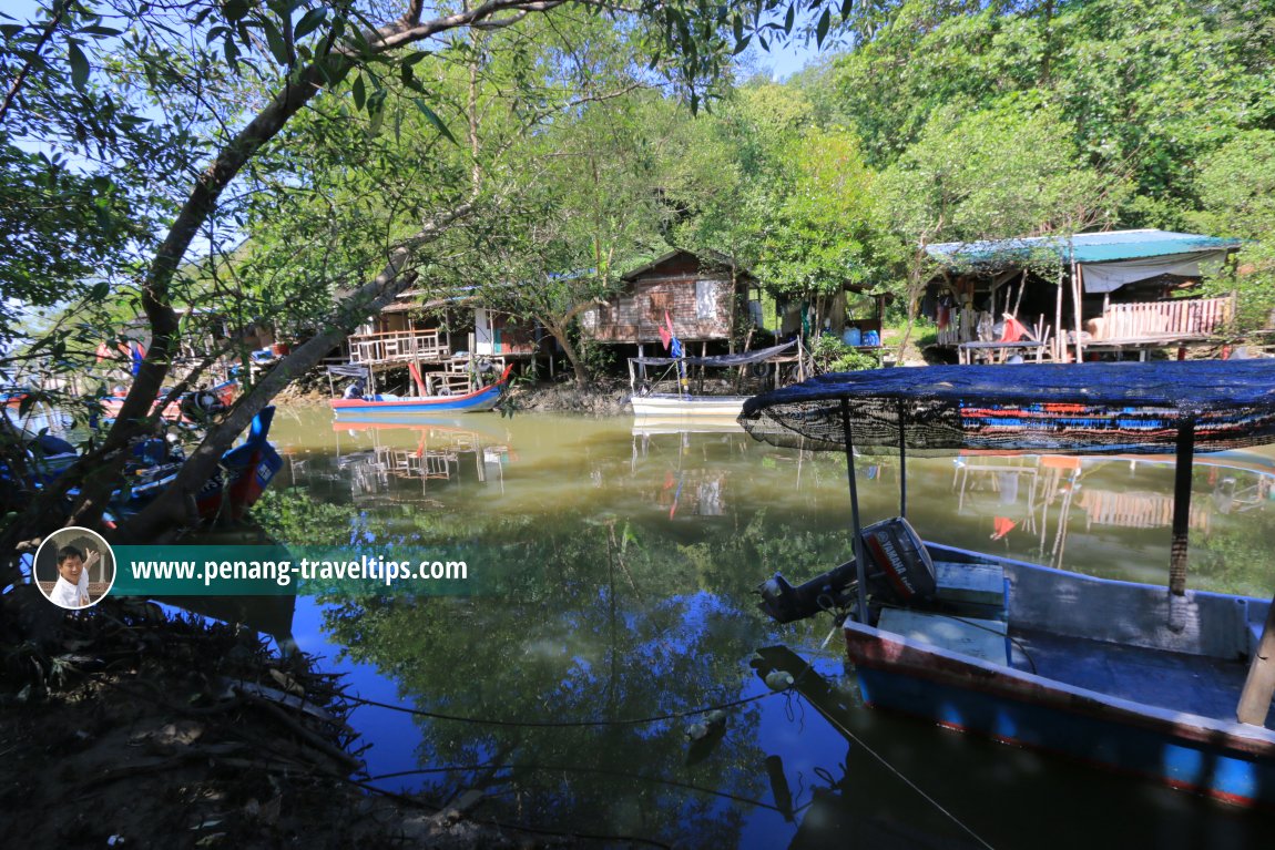 Sungai Permatang Damar Laut