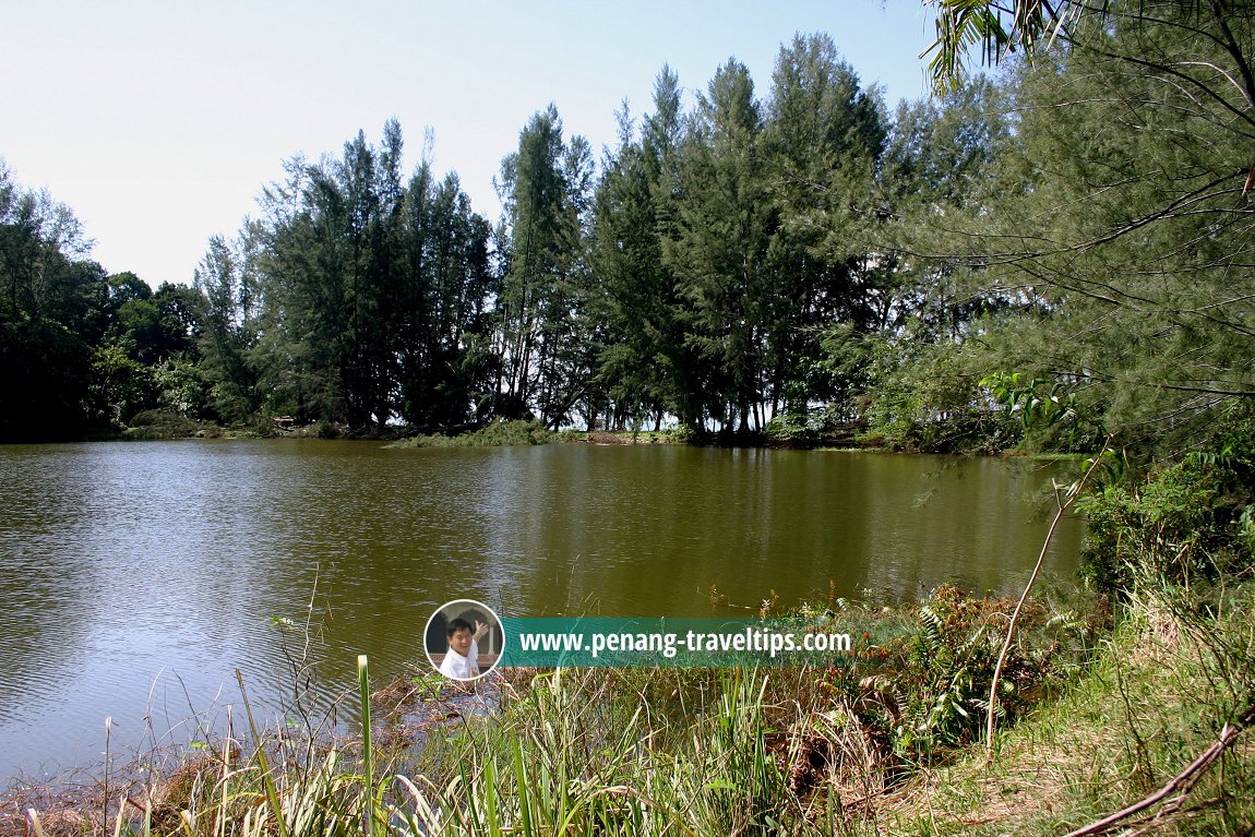 Tasik Teluk Bayu lakeside