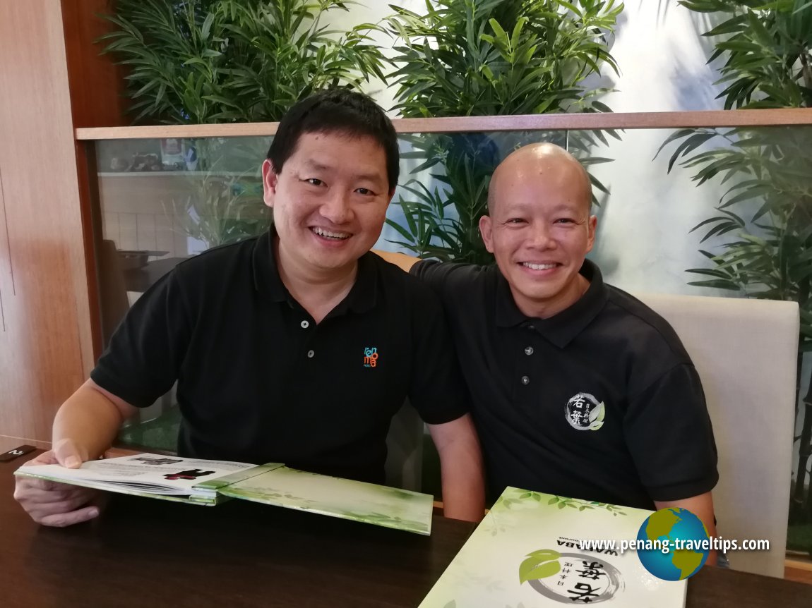With Mr Kedrick Kok, Manager of Wakaba Japanese Noodle Restaurant