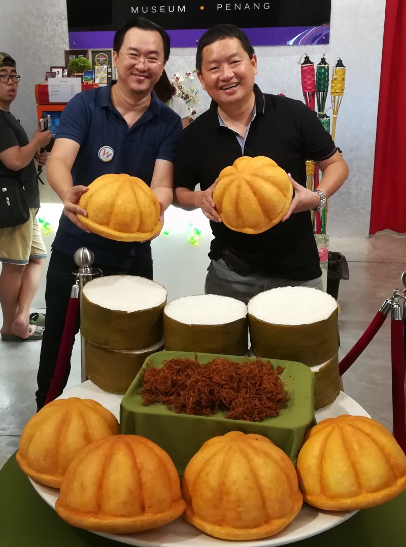 Sean Lau and I at Wonderfood Museum Penang