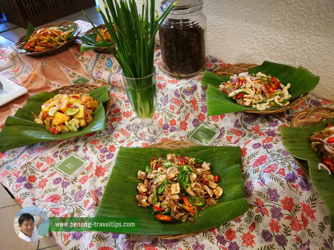 Selera Kampung Buffet Dinner at Golden Sands Resort by Shangri-La