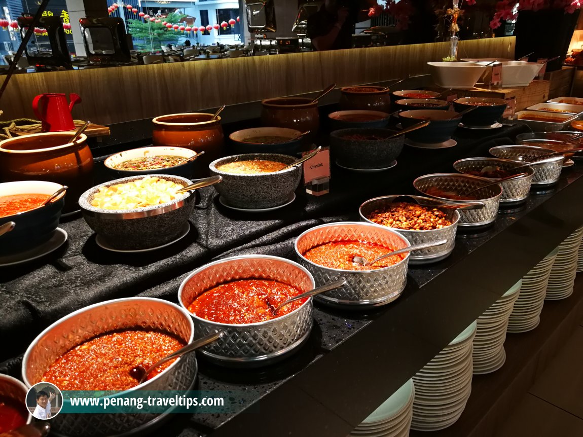 Nyonya & Thai Buffet Dinner at Iconic Hotel