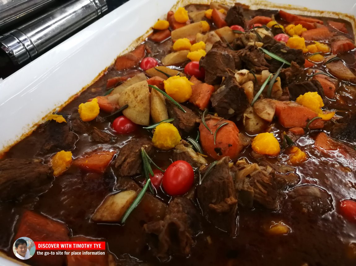 2019 Christmas Buffet Review, Ixora Hotel