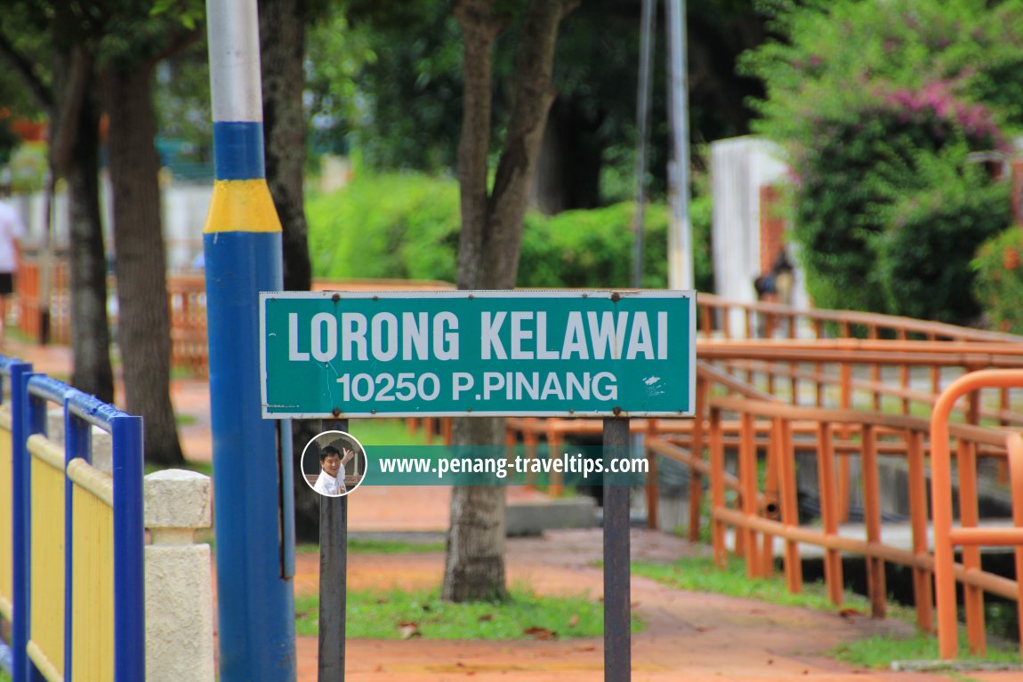 Lorong Kelawei road sign