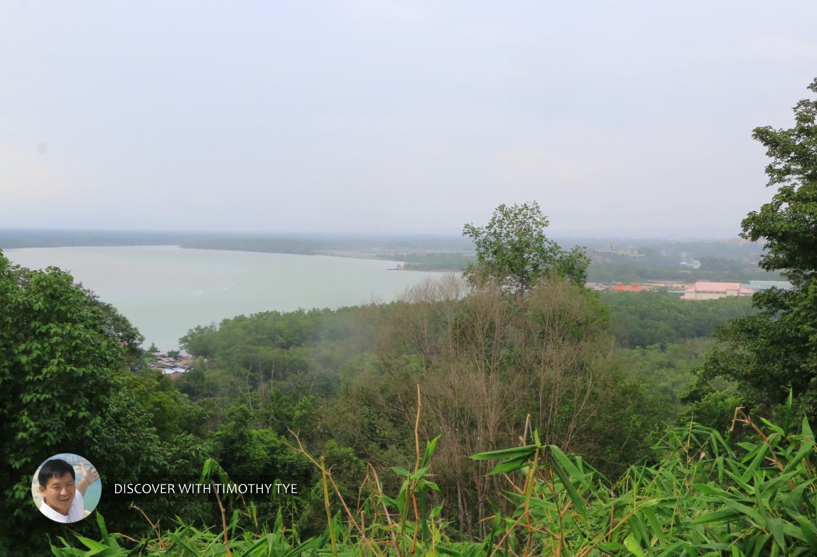 Bukit Segenting Lighthouse, Batu Pahat