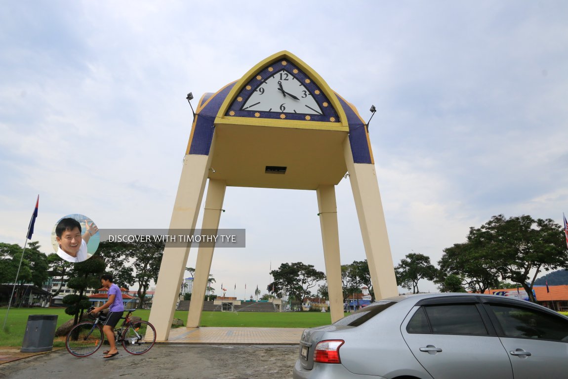 Dataran Penggaram Clock Tower