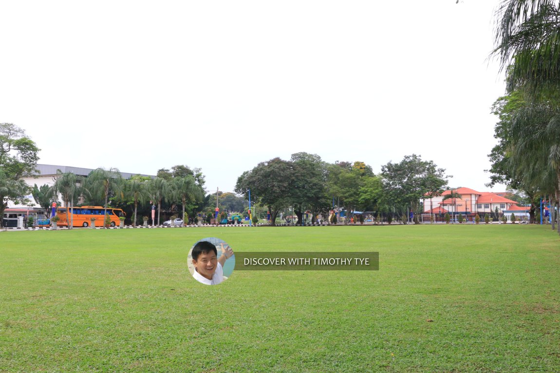 Playing field along Jalan Petrie