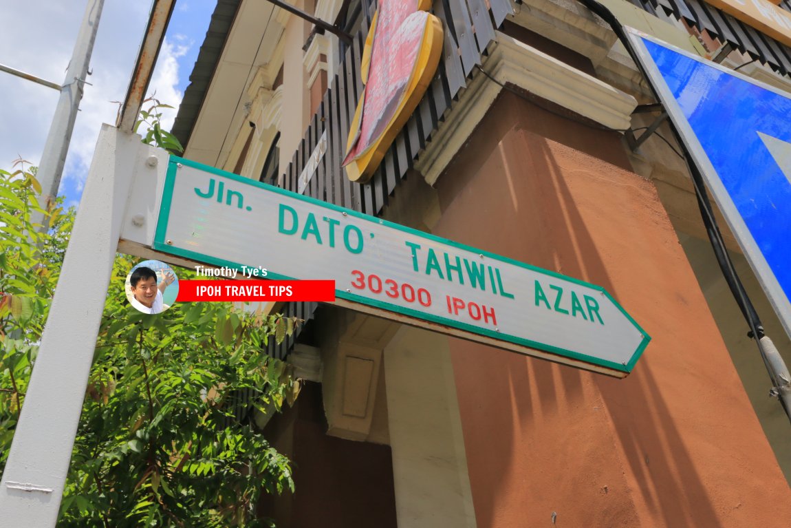 Jalan Dato Tahwil Azar roadsign