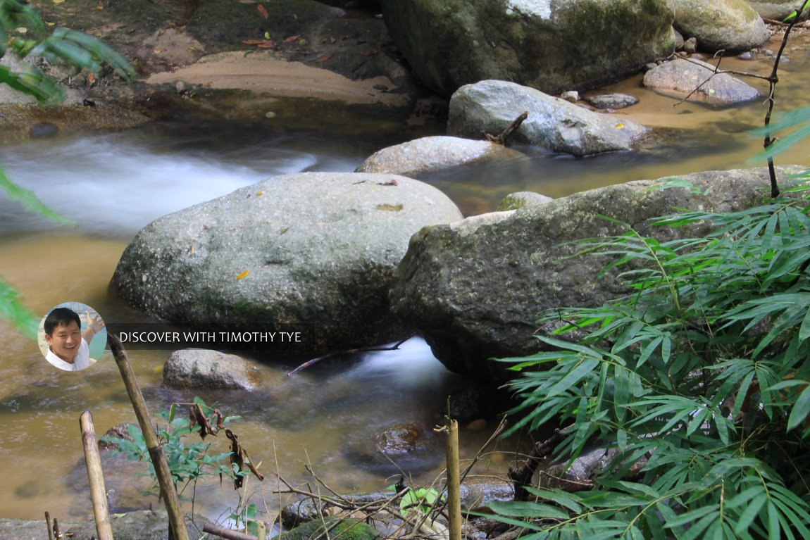 Lata Perahu Waterfall