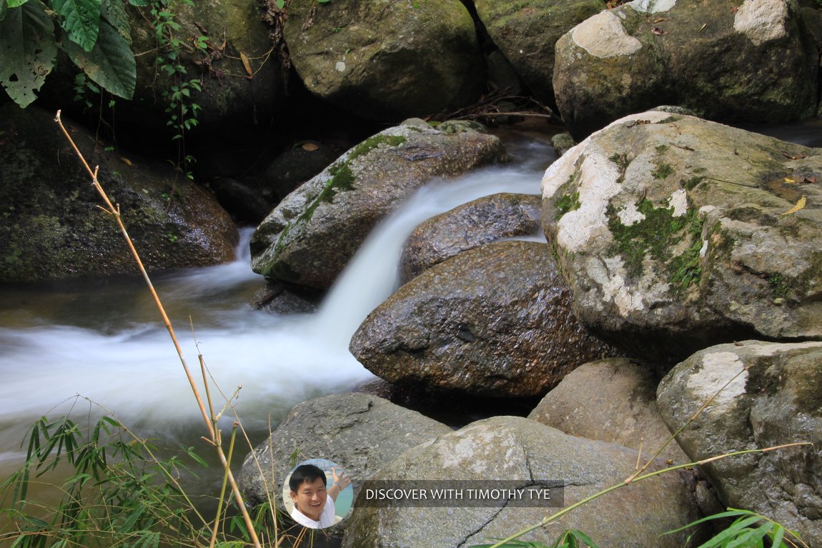 Lata Perahu Waterfall