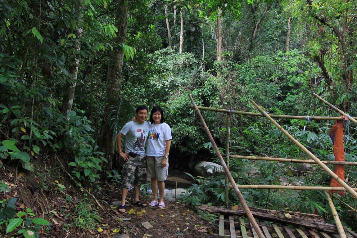 Lata Perahu Waterfall