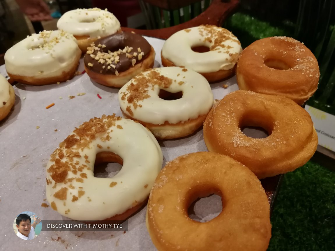 Breakfast at Lemon Garden, Shangri-La Hotel, Kuala Lumpur