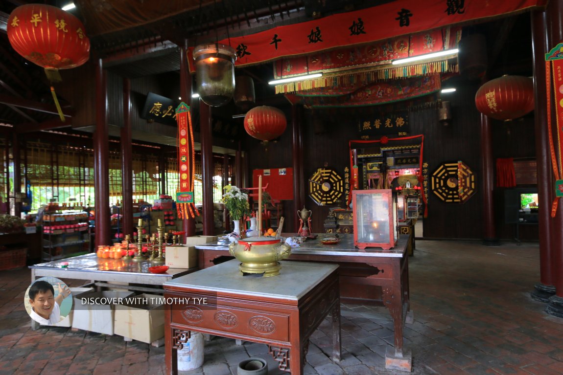 Nam Thien Temple, Parit Unas, Muar