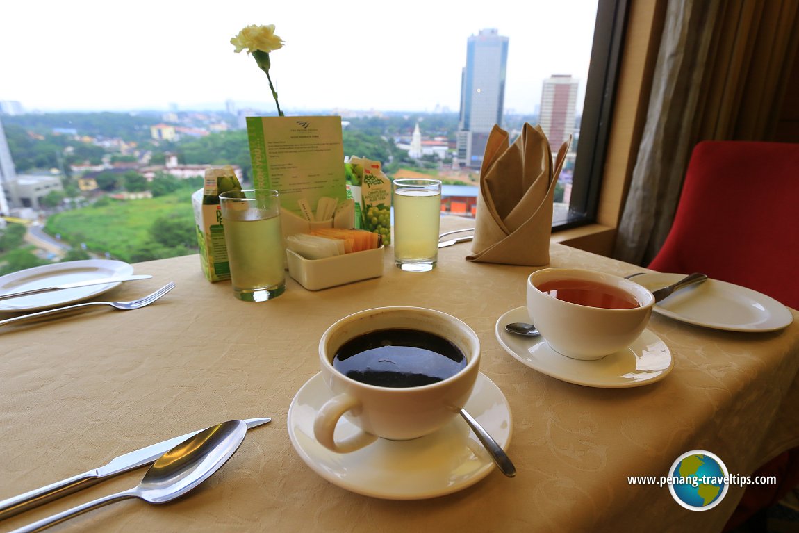 Pacific Sky Lounge, The Puteri Pacific Hotel Johor Bahru