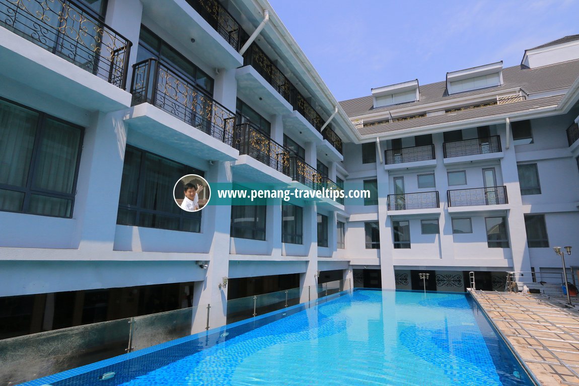 Royal Chulan Penang swimming pool