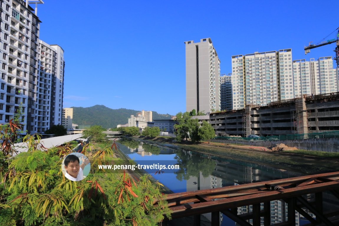 Sungai Dua in the Queensbay area, near the sea 