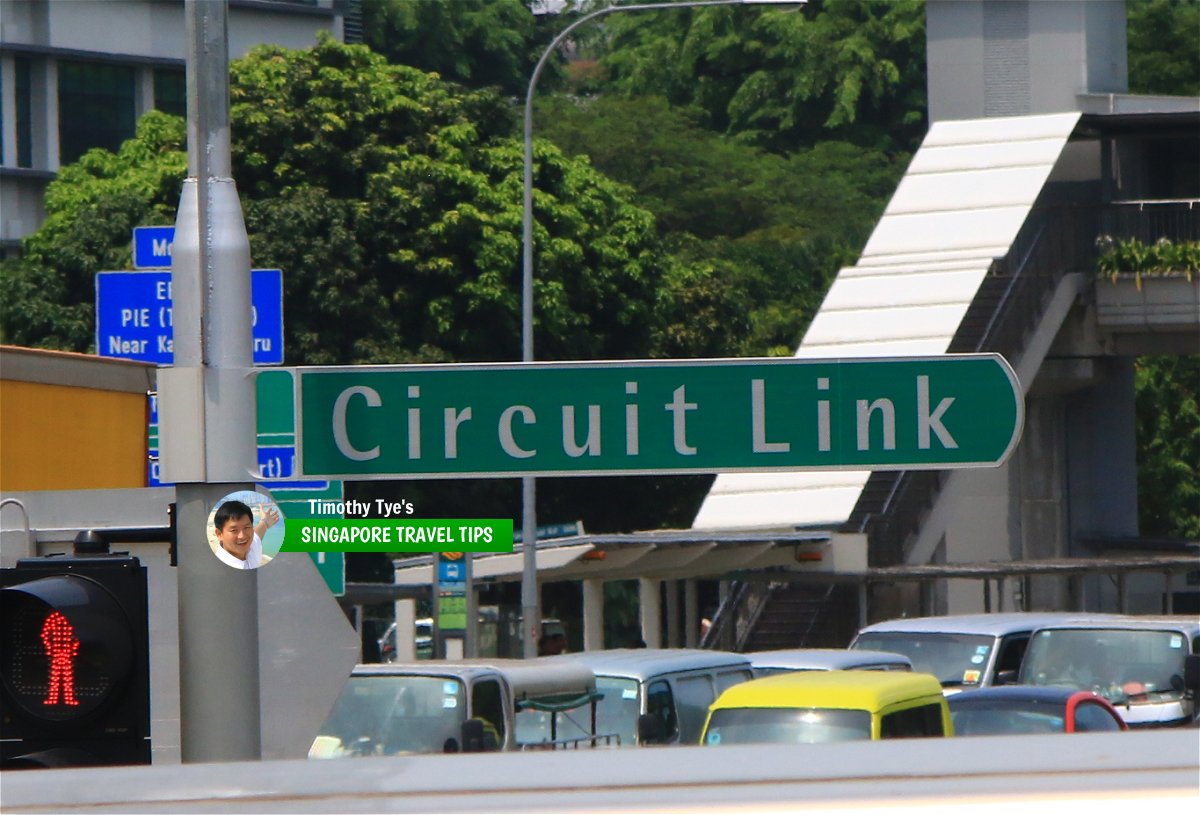 Circuit Link roadsign
