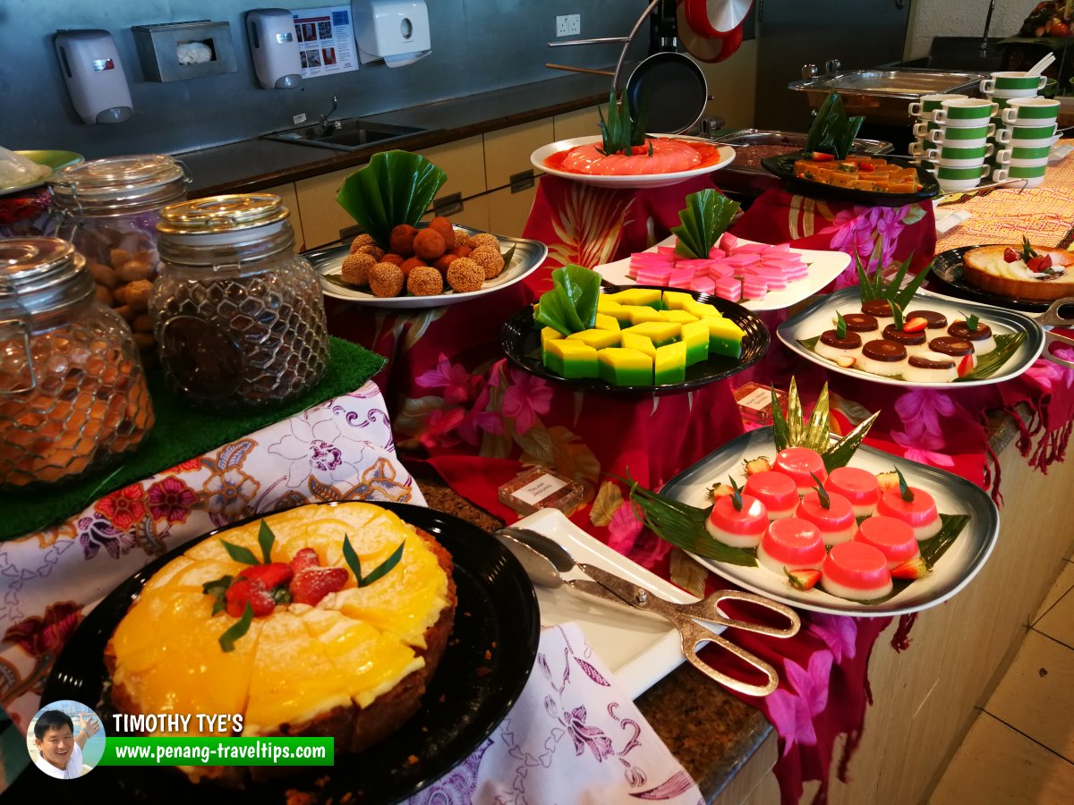 Kampung Buffet, Golden Sands Resort by Shangri-La Penang